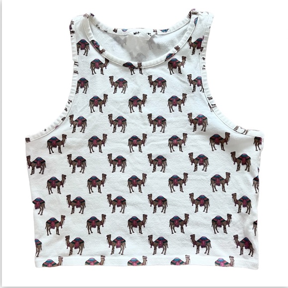 Camel Print Crop Tank Top - Picture 2 of 7